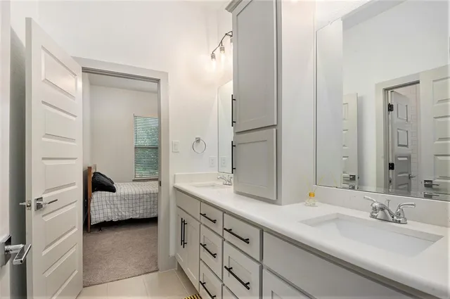 $528,000 | 377 Sarra Lane, Poolville, TX 76487