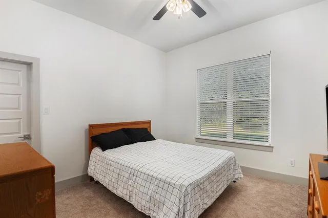 $528,000 | 377 Sarra Lane, Poolville, TX 76487