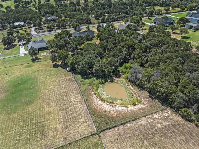 $528,000 | 377 Sarra Lane, Poolville, TX 76487