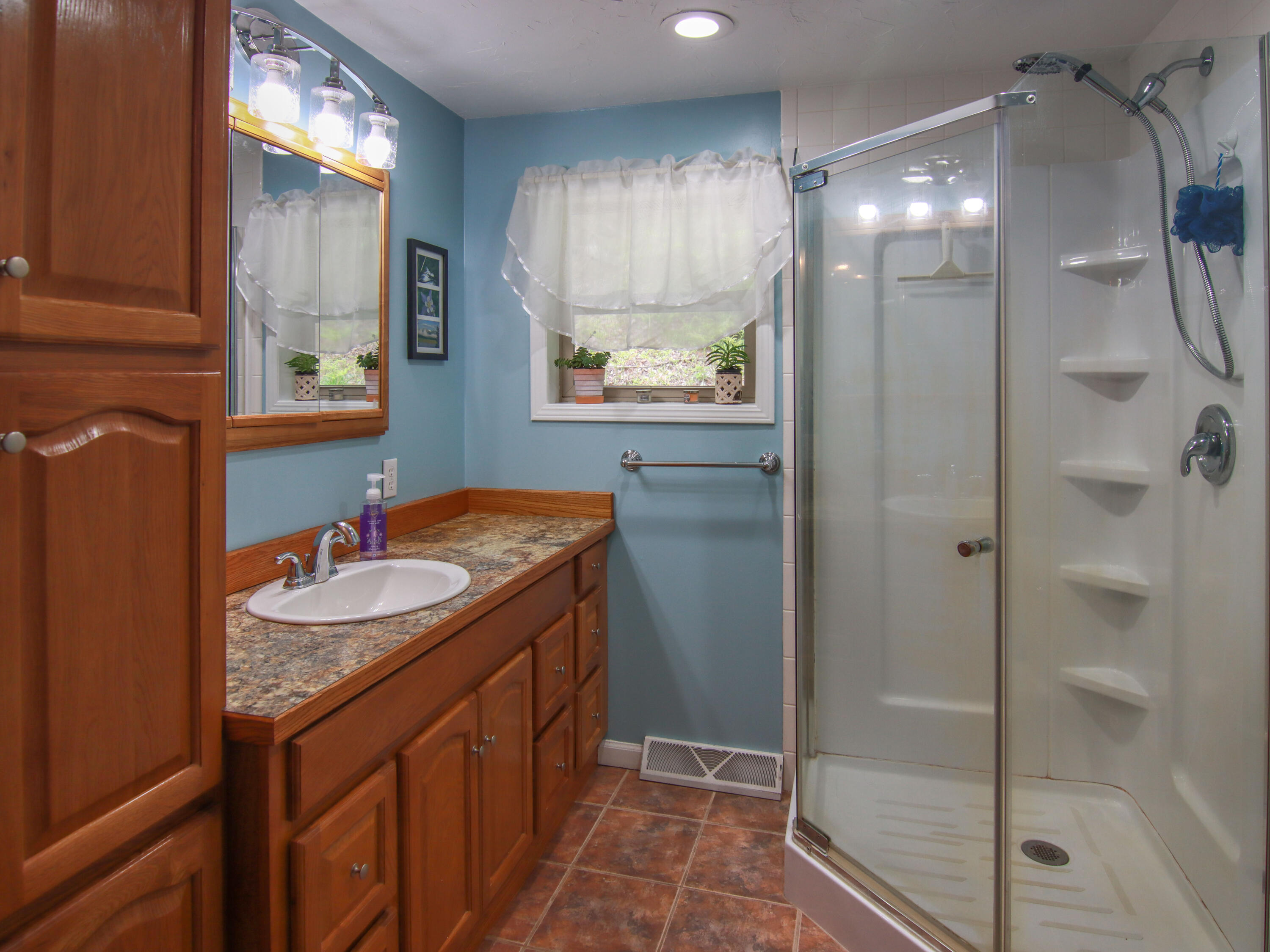 8086 Narrow Gauge Road Beulah, MI 49617 - Photo 27 of 48 20250519-IMG_9380