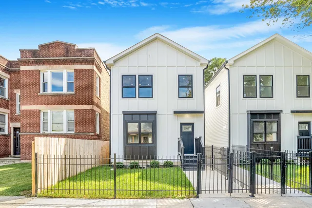 $474,999 | 5731 West Ohio Street, Chicago, IL 60644