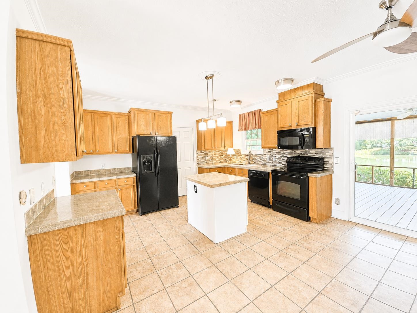 151 Hawks Nest Circle Murrells Inlet, SC 29576 - Photo 7 of 44