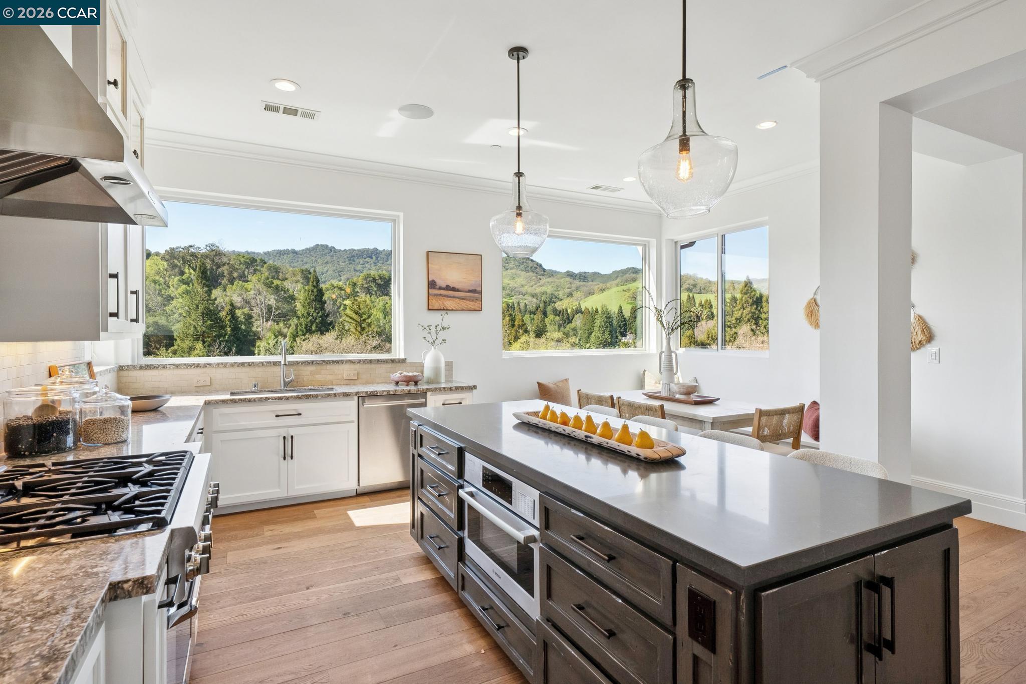 120 Arbor View Lane Lafayette, CA 94549 - Photo 13 of 60