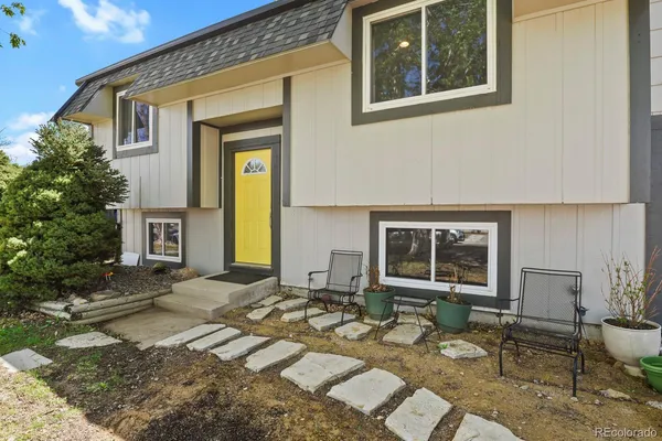 $485,000 | 15726 East Bails Drive, Aurora, CO 80017