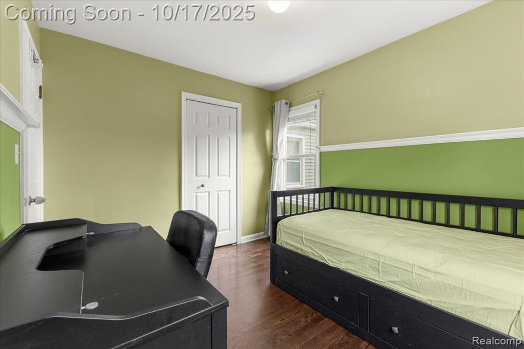 1417 Eaton Road Berkley, MI 48072 - Photo 12 of 34