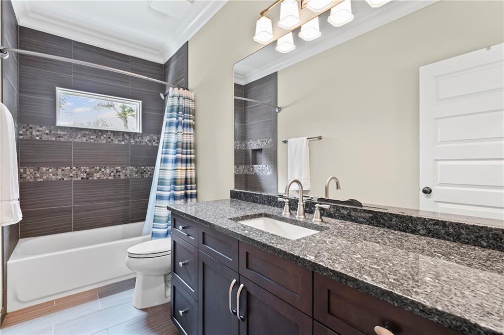 2292 Pembrook Place Northeast Atlanta, GA 30324 - Photo 26 of 45