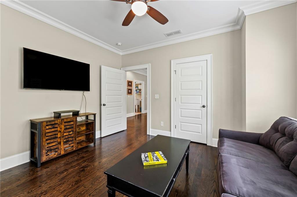 2292 Pembrook Place Northeast Atlanta, GA 30324 - Photo 28 of 45