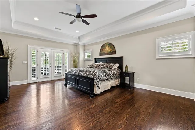 $1,000,000 | 2292 Pembrook Place Northeast, Atlanta, GA 30324