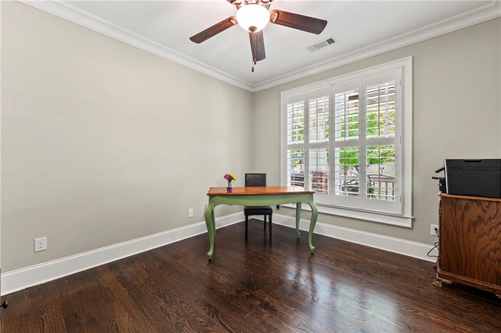 2292 Pembrook Place Northeast Atlanta, GA 30324 - Photo 7 of 45