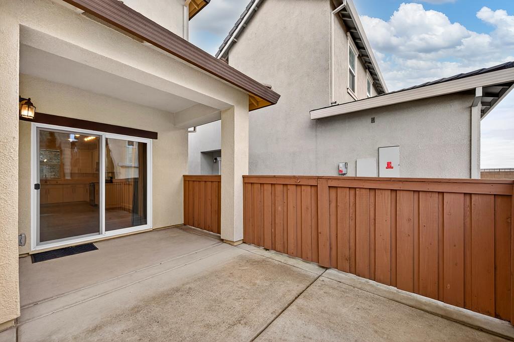 10853 Portico Circle Rancho Cordova, CA 95670 - Photo 16 of 46