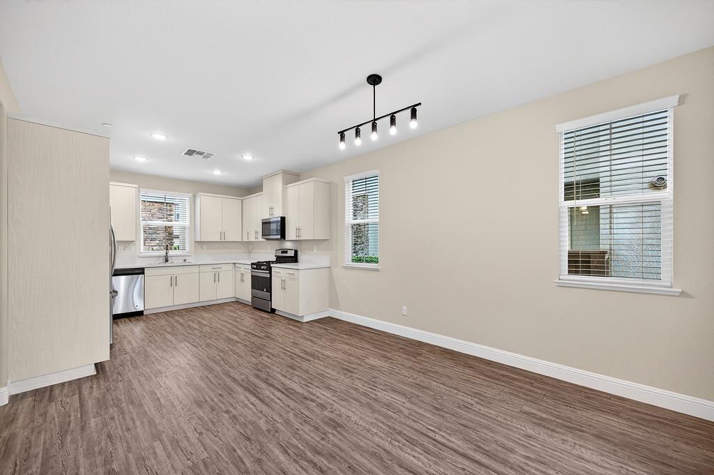 10853 Portico Circle Rancho Cordova, CA 95670 - Photo 17 of 46