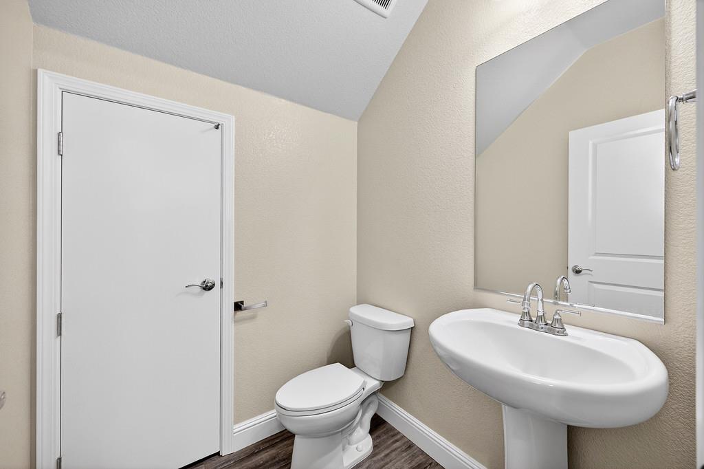 10853 Portico Circle Rancho Cordova, CA 95670 - Photo 19 of 46