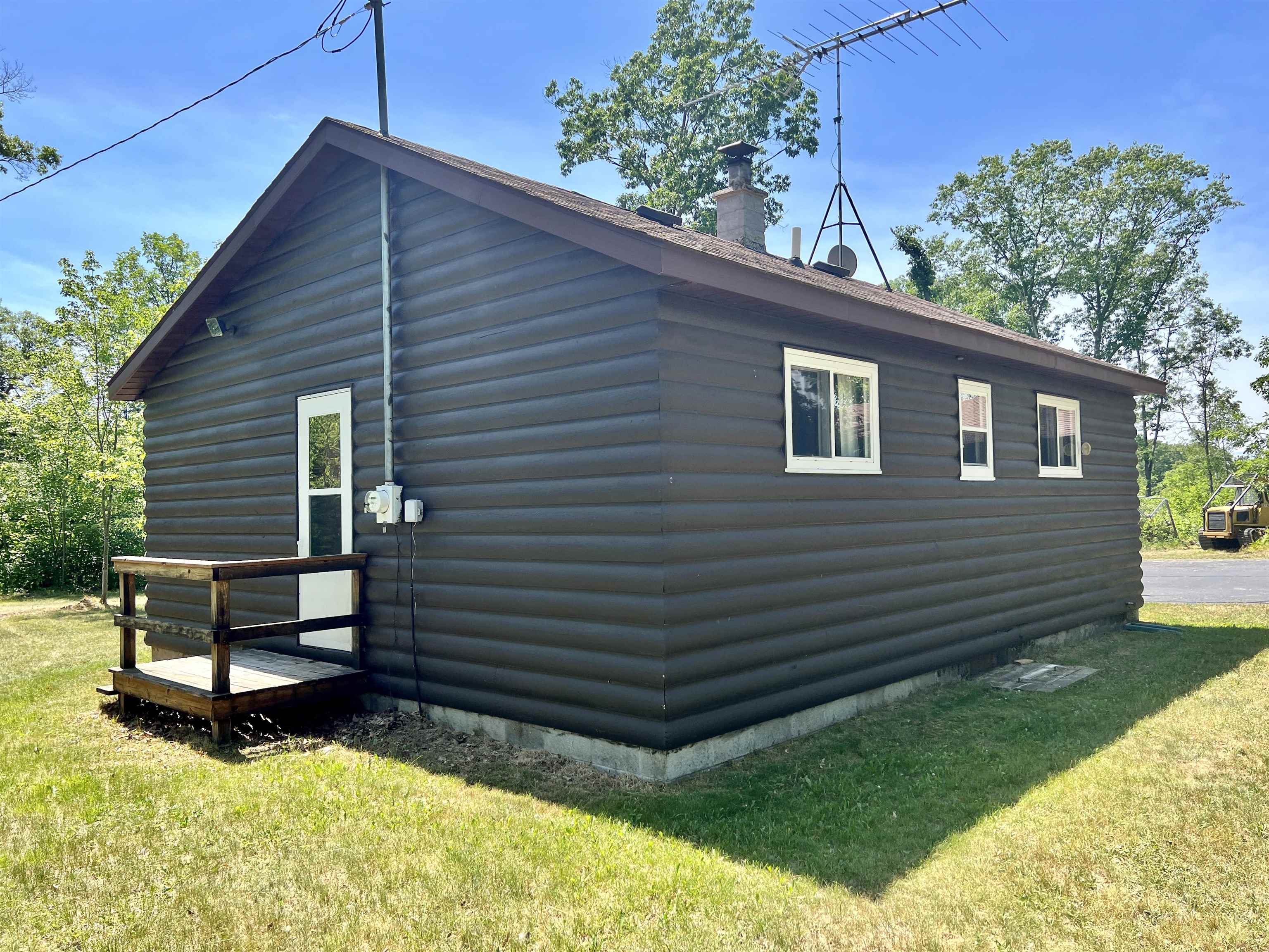 W8040 Quarry Road Crivitz, WI 54114 - Photo 27 of 32