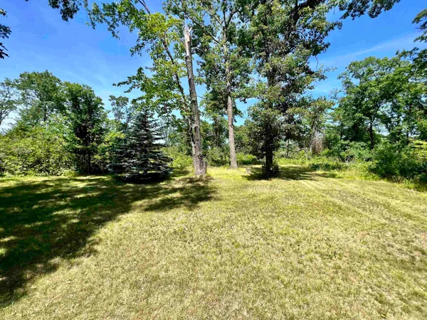 $269,900 | W8040 Quarry Road, Crivitz, WI 54114
