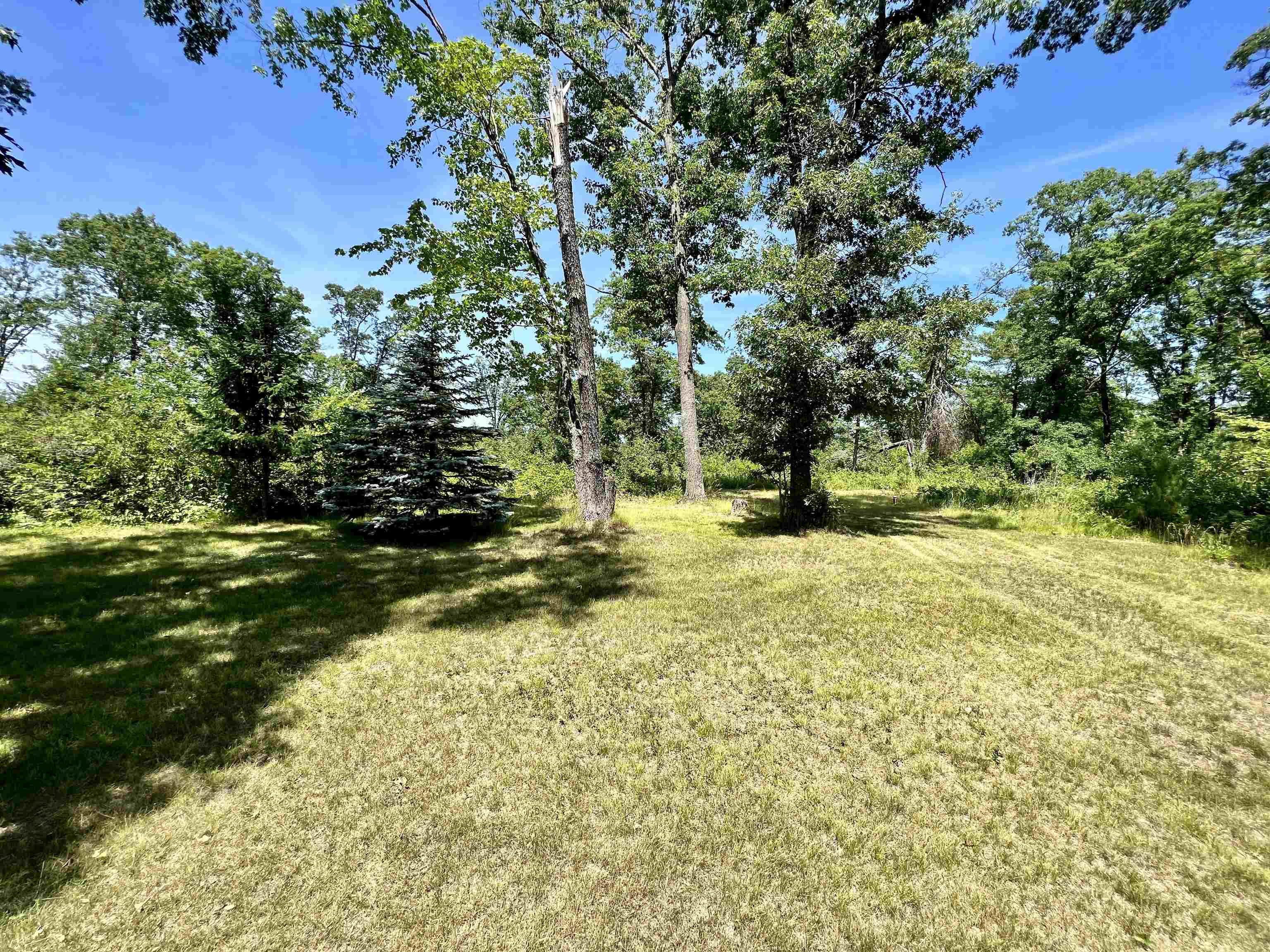 W8040 Quarry Road Crivitz, WI 54114 - Photo 28 of 32