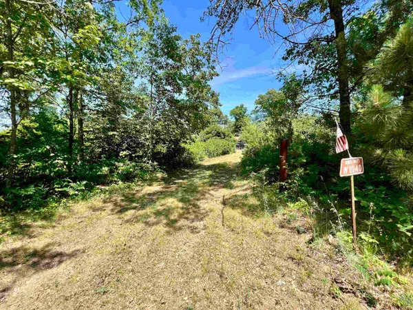 $269,900 | W8040 Quarry Road, Crivitz, WI 54114