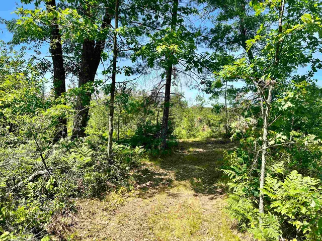 $269,900 | W8040 Quarry Road, Crivitz, WI 54114