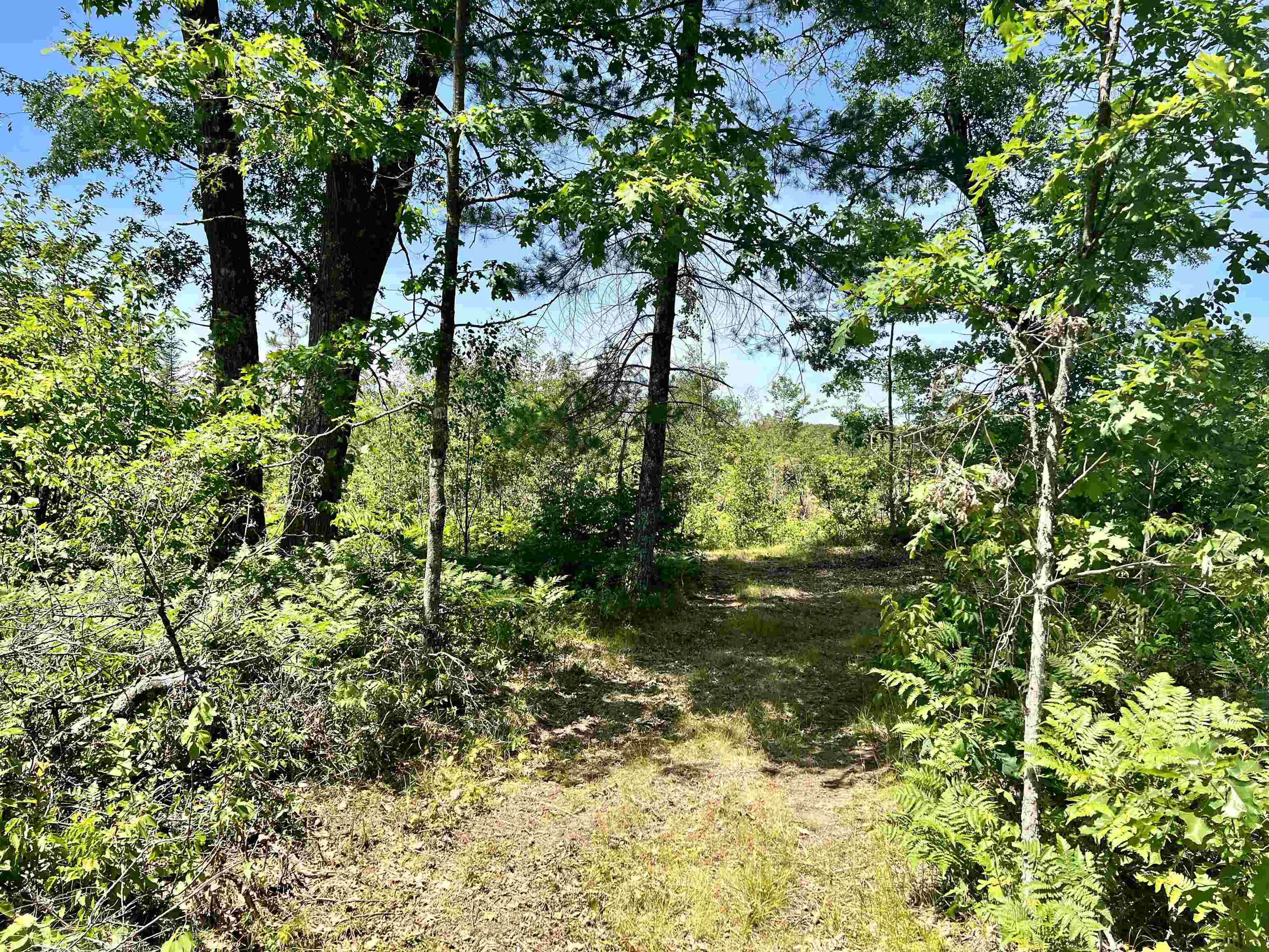 W8040 Quarry Road Crivitz, WI 54114 - Photo 5 of 32