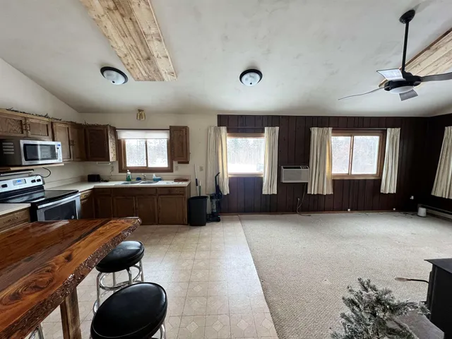 $269,900 | W8040 Quarry Road, Crivitz, WI 54114