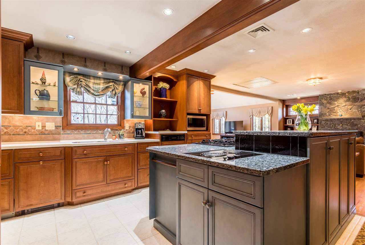 130 Post Road North Hampton, NH 03862 - Photo 8 of 39