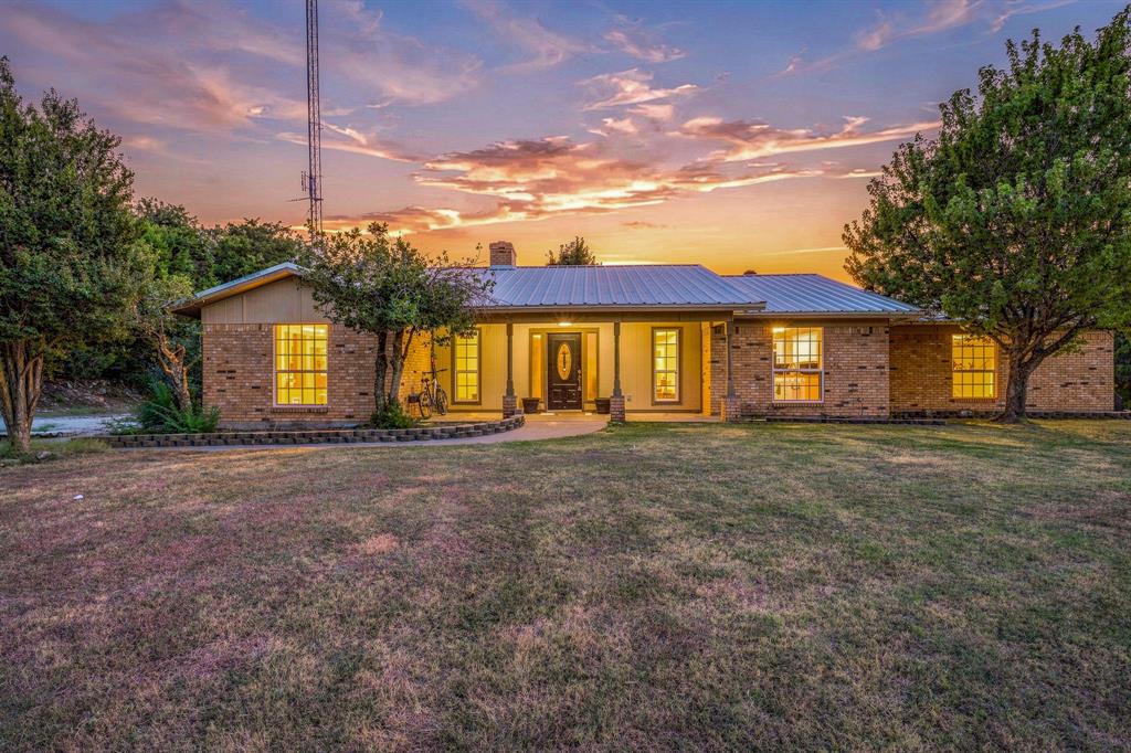 5351 Upper Denton Road Weatherford, TX 76085 - Photo 4 of 40 Gallery Image 4