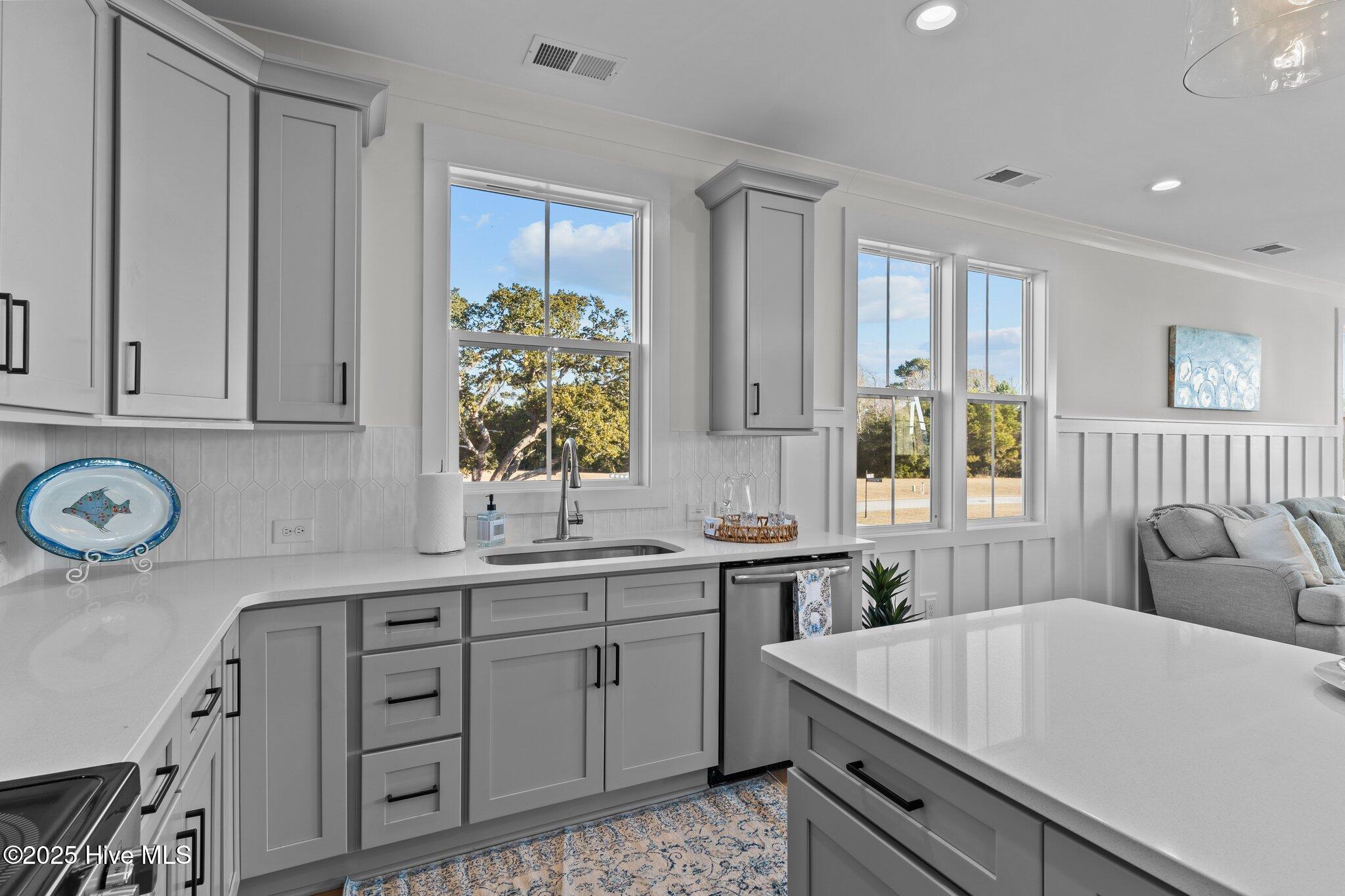 122 Whispering Pine Lane Holly Ridge, NC 28445 - Photo 12 of 67 Kitchen