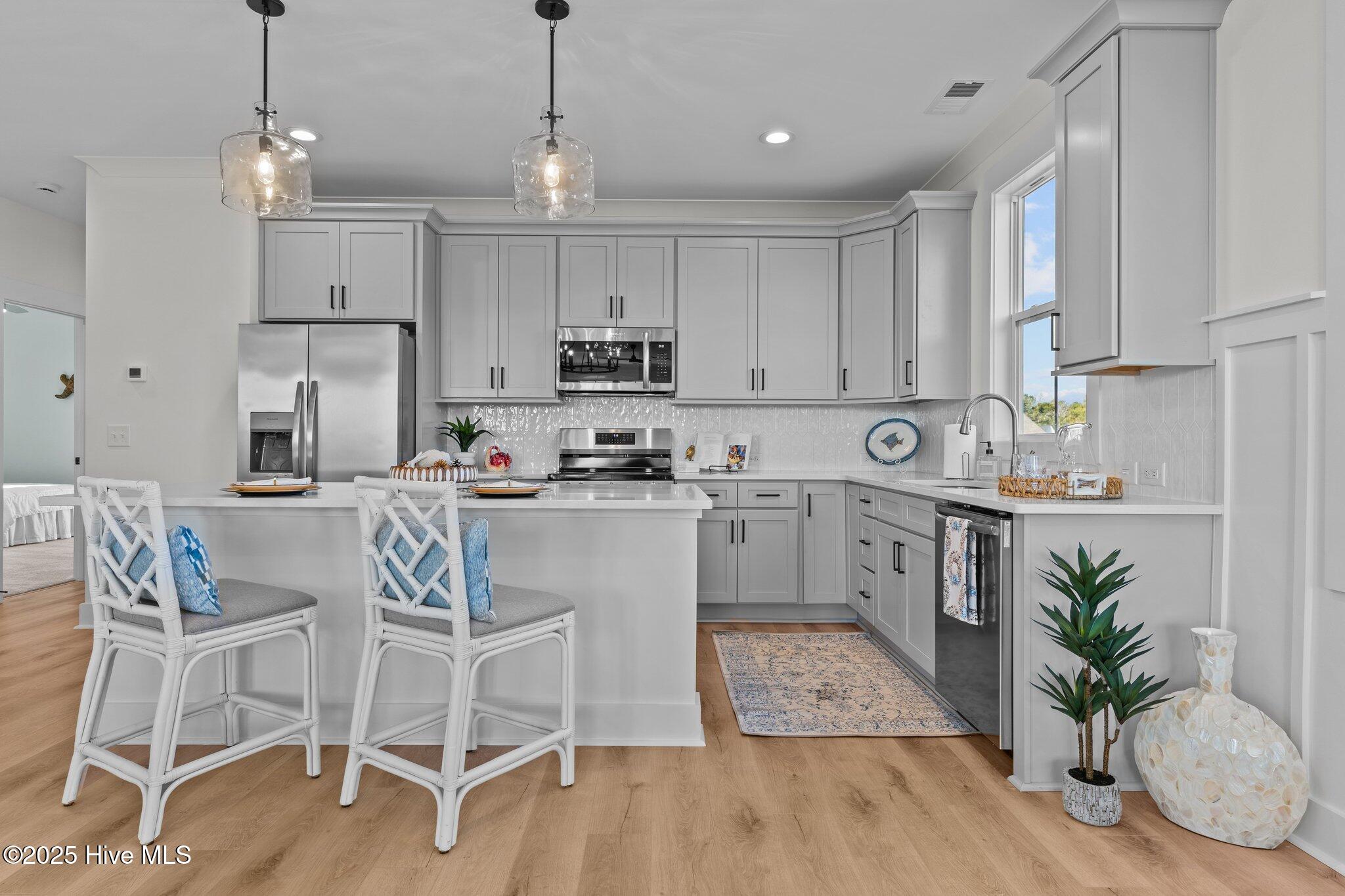 122 Whispering Pine Lane Holly Ridge, NC 28445 - Photo 10 of 67 Kitchen