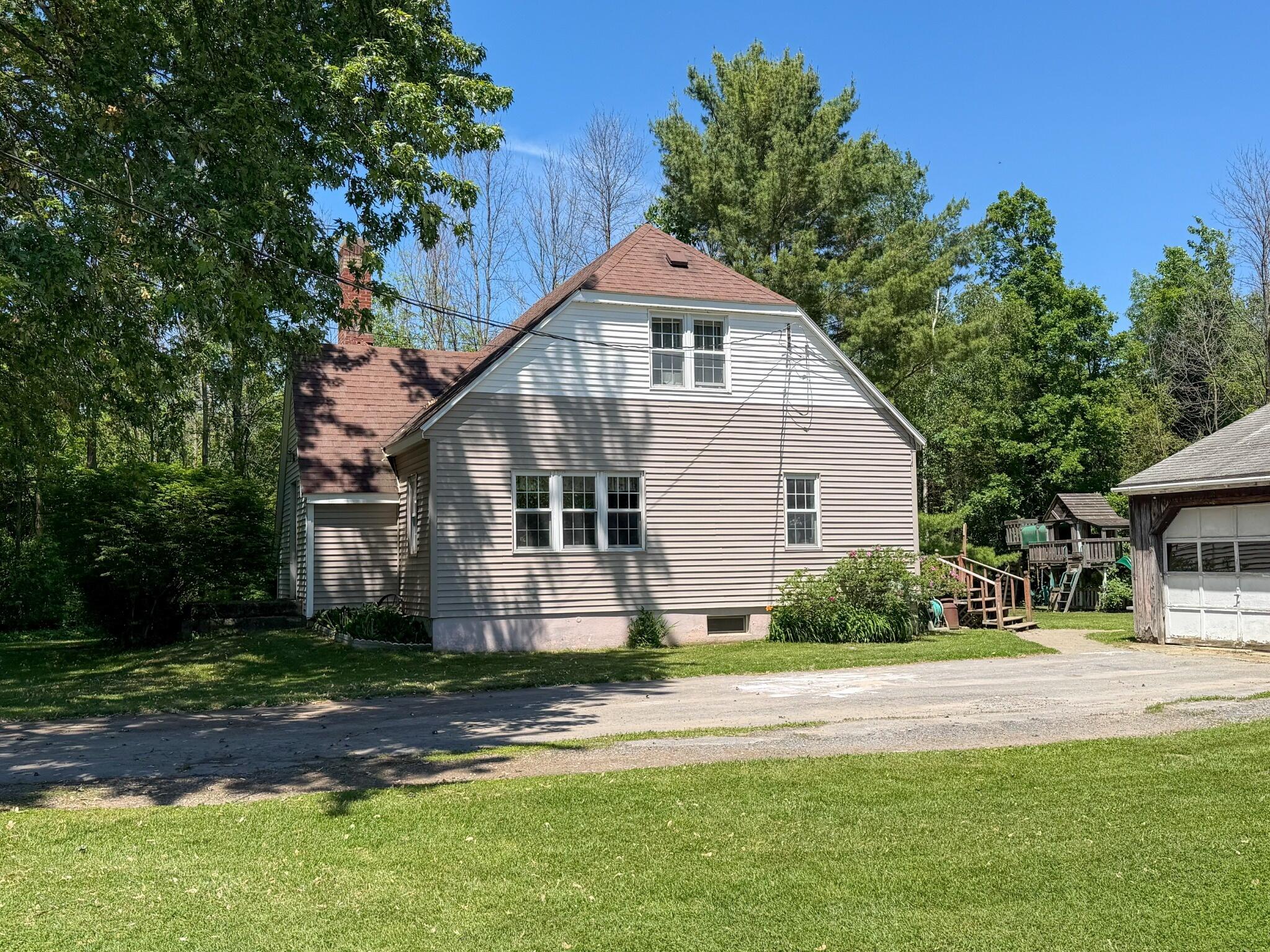 690 Ratta Road Chazy, NY 12921 - Photo 5 of 29