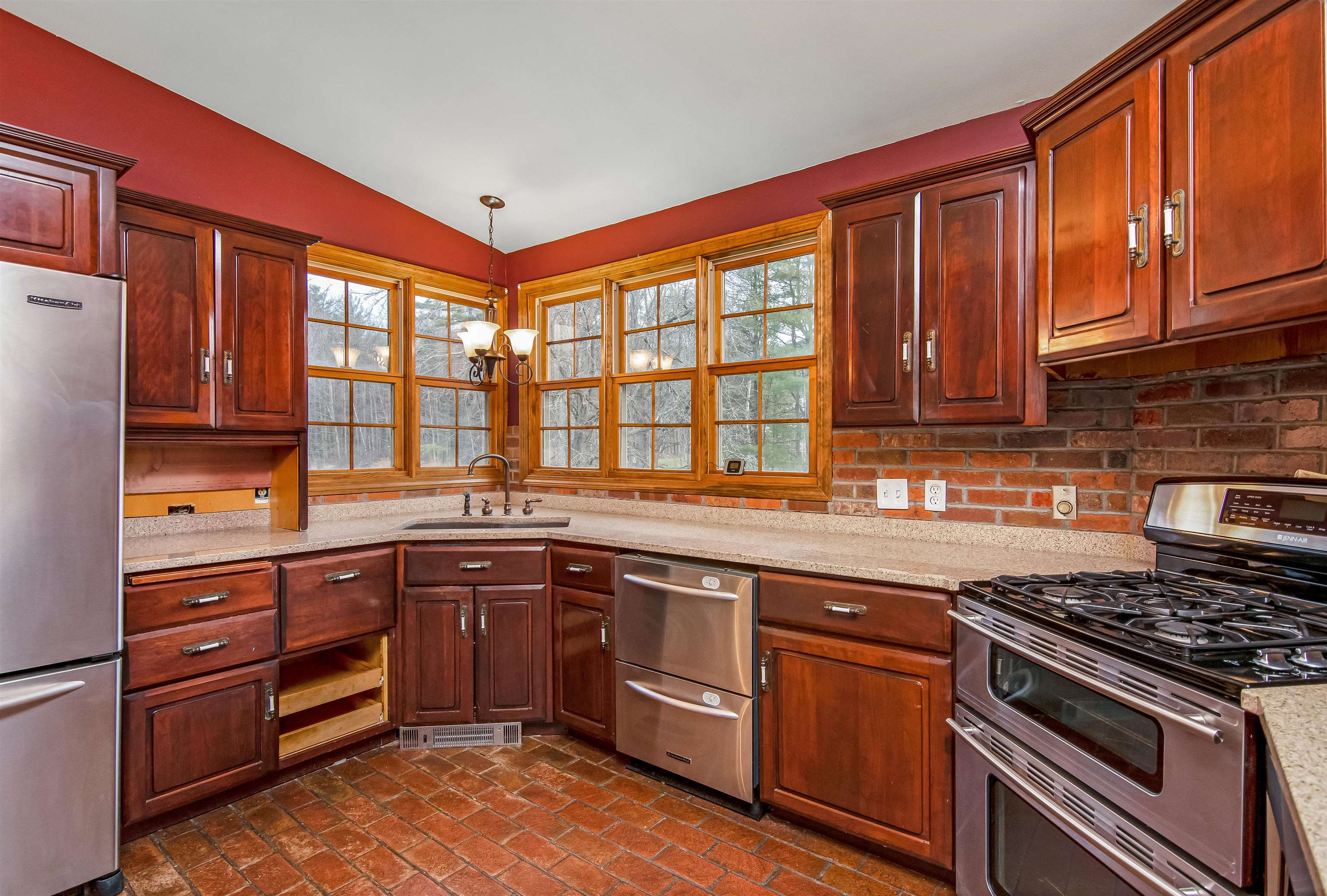 356 Watkins Road Colchester, VT 05446 - Photo 13 of 40 Gallery Image 13