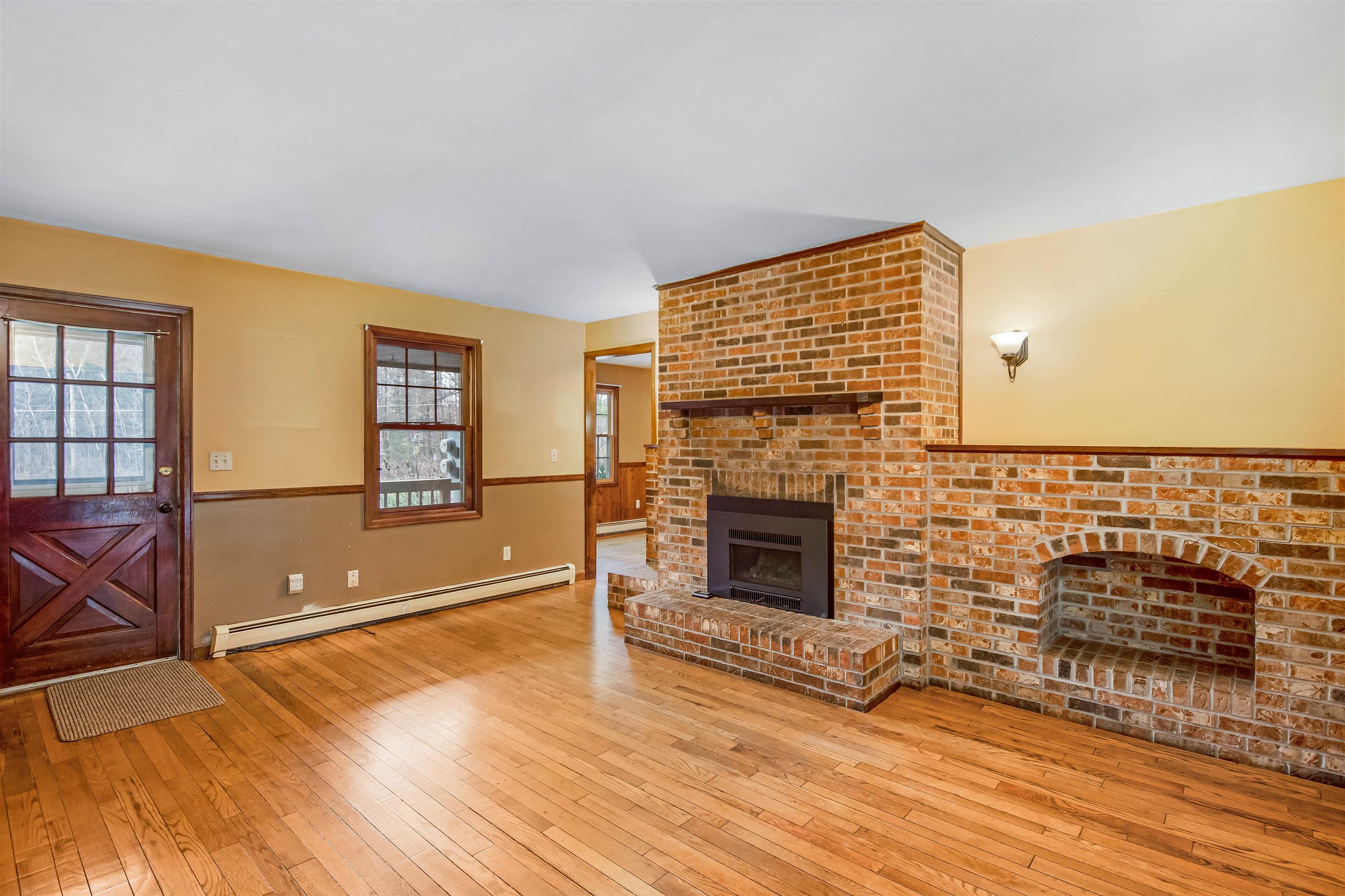 356 Watkins Road Colchester, VT 05446 - Photo 5 of 40 Gallery Image 5