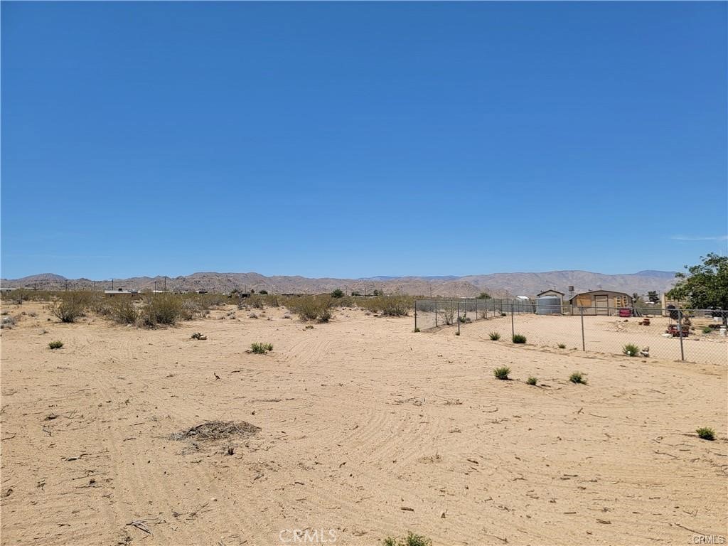 5566 Oleta Road Landers, CA 92285 - Photo 19 of 21 a view of beach and ocean