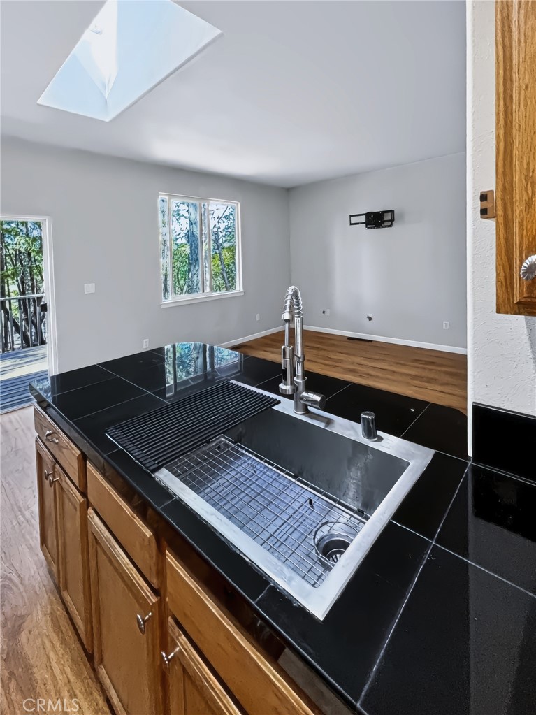 1290 Tuck Road Willits, CA 95490 - Photo 4 of 12 Gallery Image 4