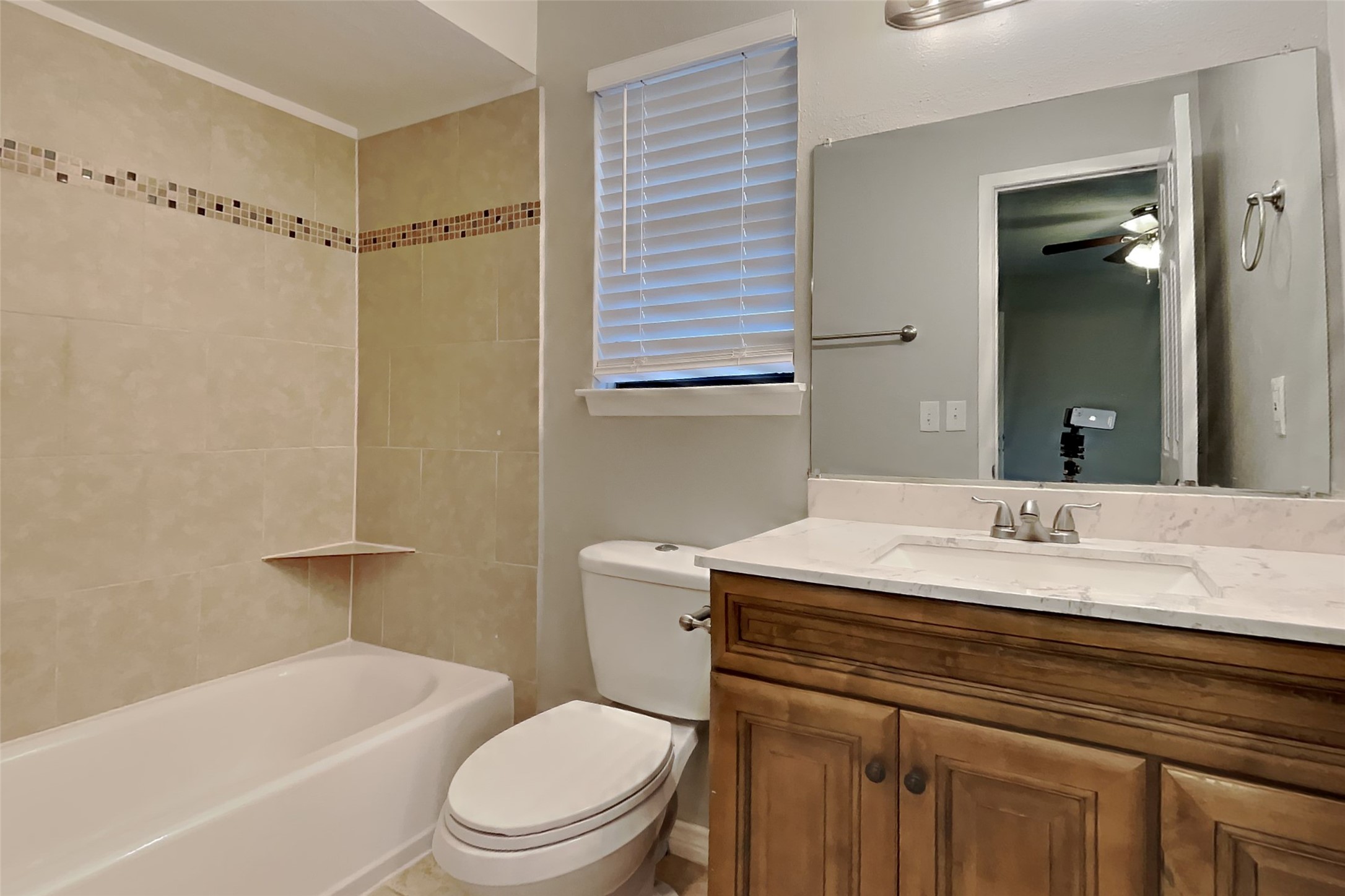 2730 Longleaf Pines Lane Houston, TX 77339 - Photo 8 of 14