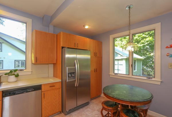 132 Brackett Road Newton, MA 02458 - Photo 11 of 30 Gallery Image 11