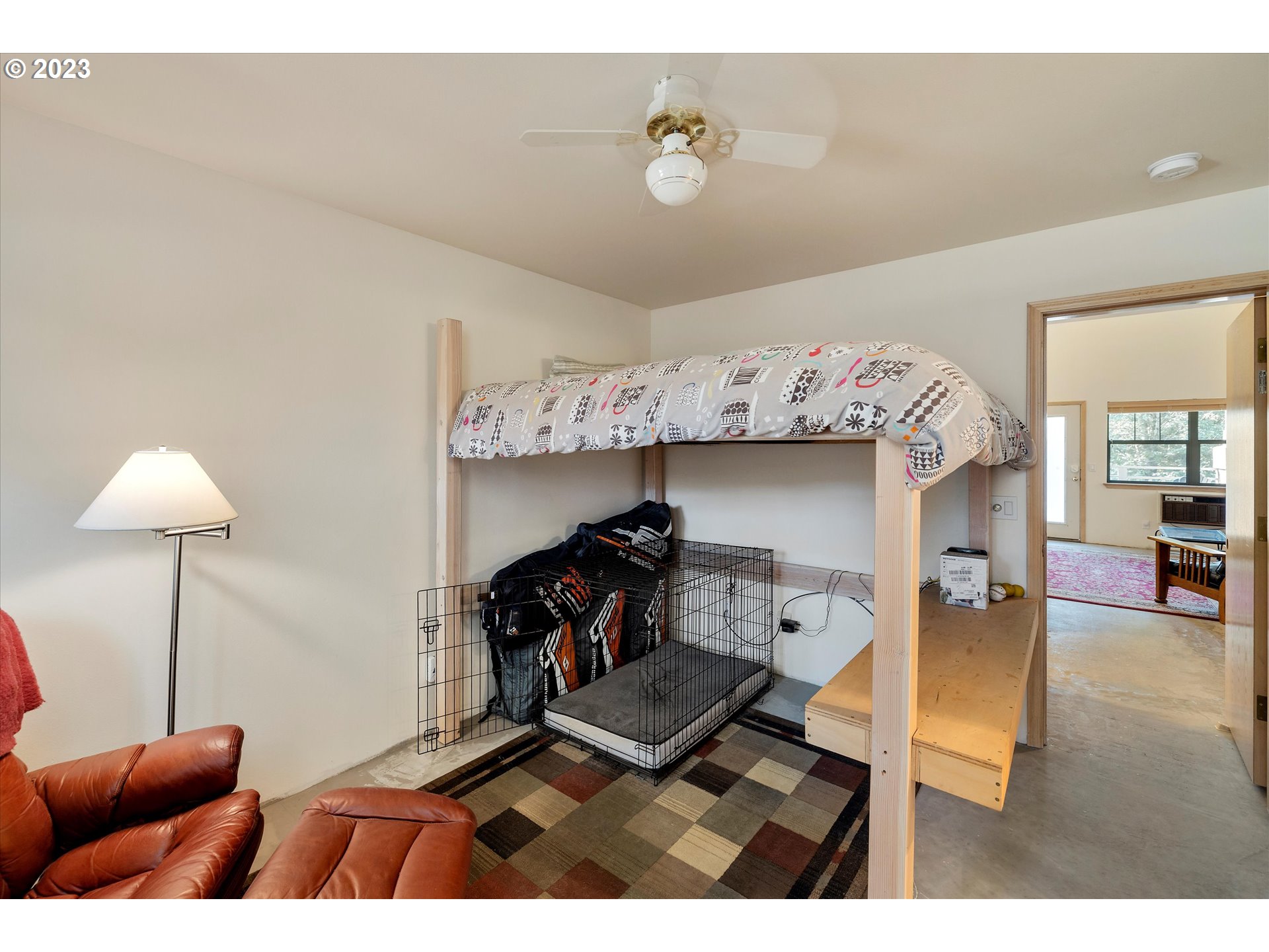 105 Country Club Road, Unit 12 Hood River, OR 97031 - Photo 12 of 29 Gallery Image 12