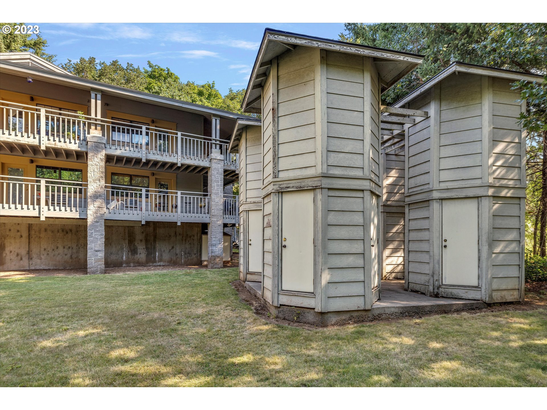105 Country Club Road, Unit 12 Hood River, OR 97031 - Photo 26 of 29 Gallery Image 26