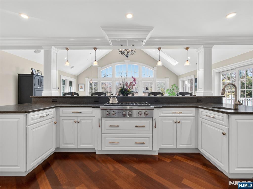 240 Greenridge Road Franklin Lakes, NJ 07417 - Photo 16 of 48