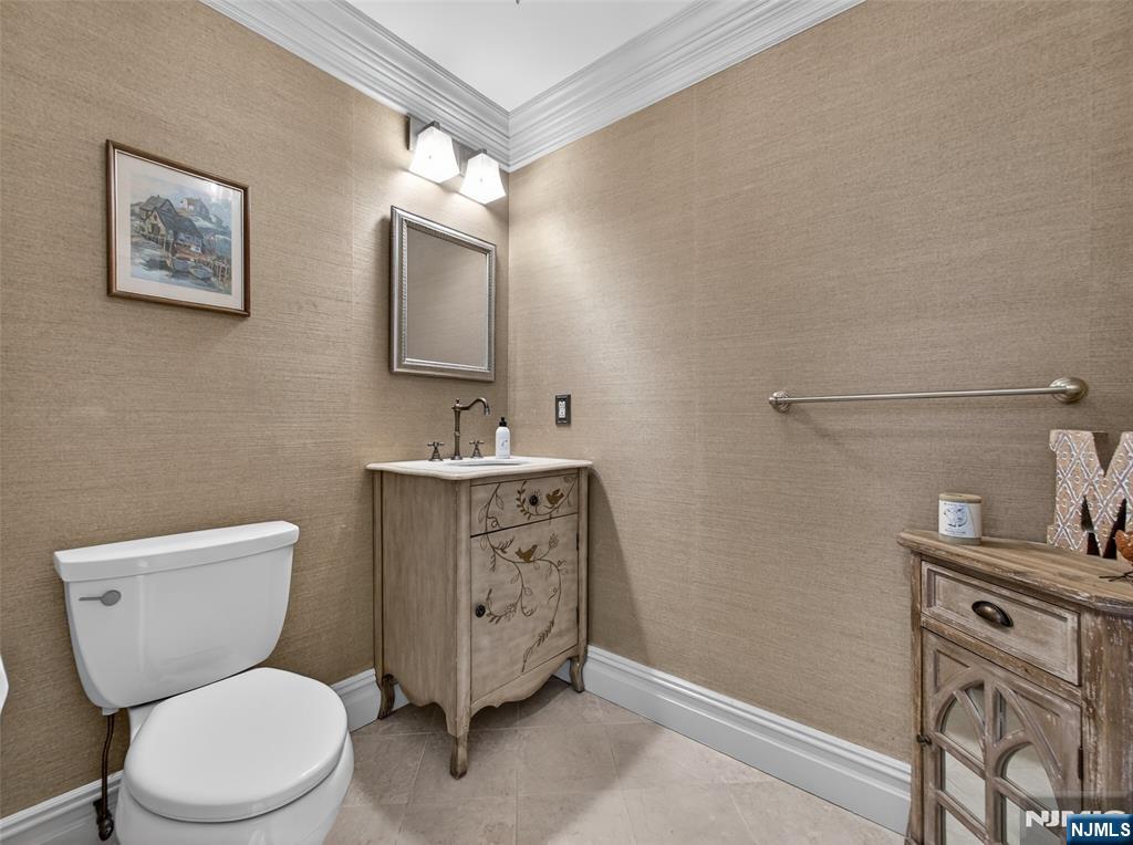 240 Greenridge Road Franklin Lakes, NJ 07417 - Photo 19 of 48