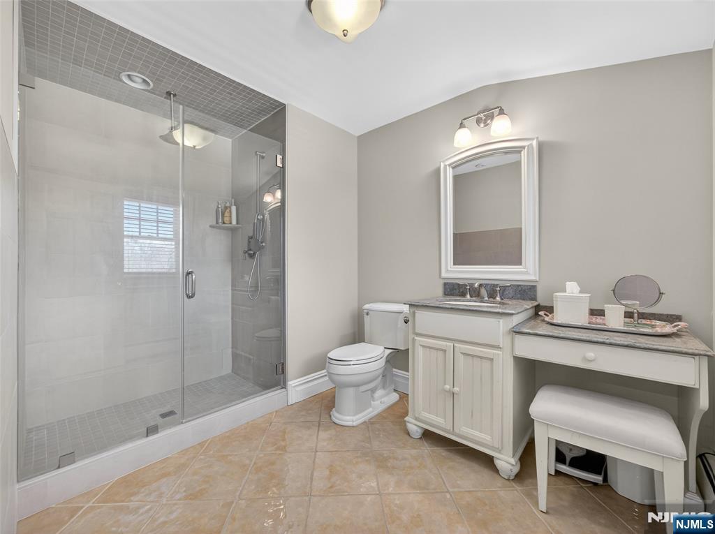 240 Greenridge Road Franklin Lakes, NJ 07417 - Photo 29 of 48