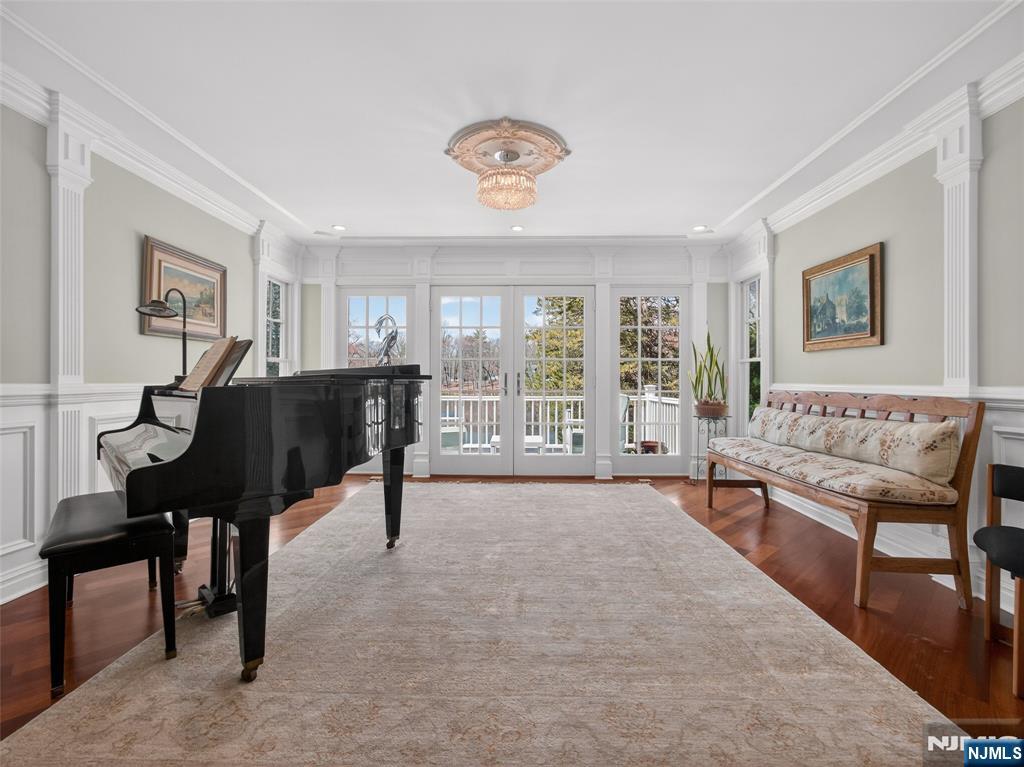 240 Greenridge Road Franklin Lakes, NJ 07417 - Photo 8 of 48