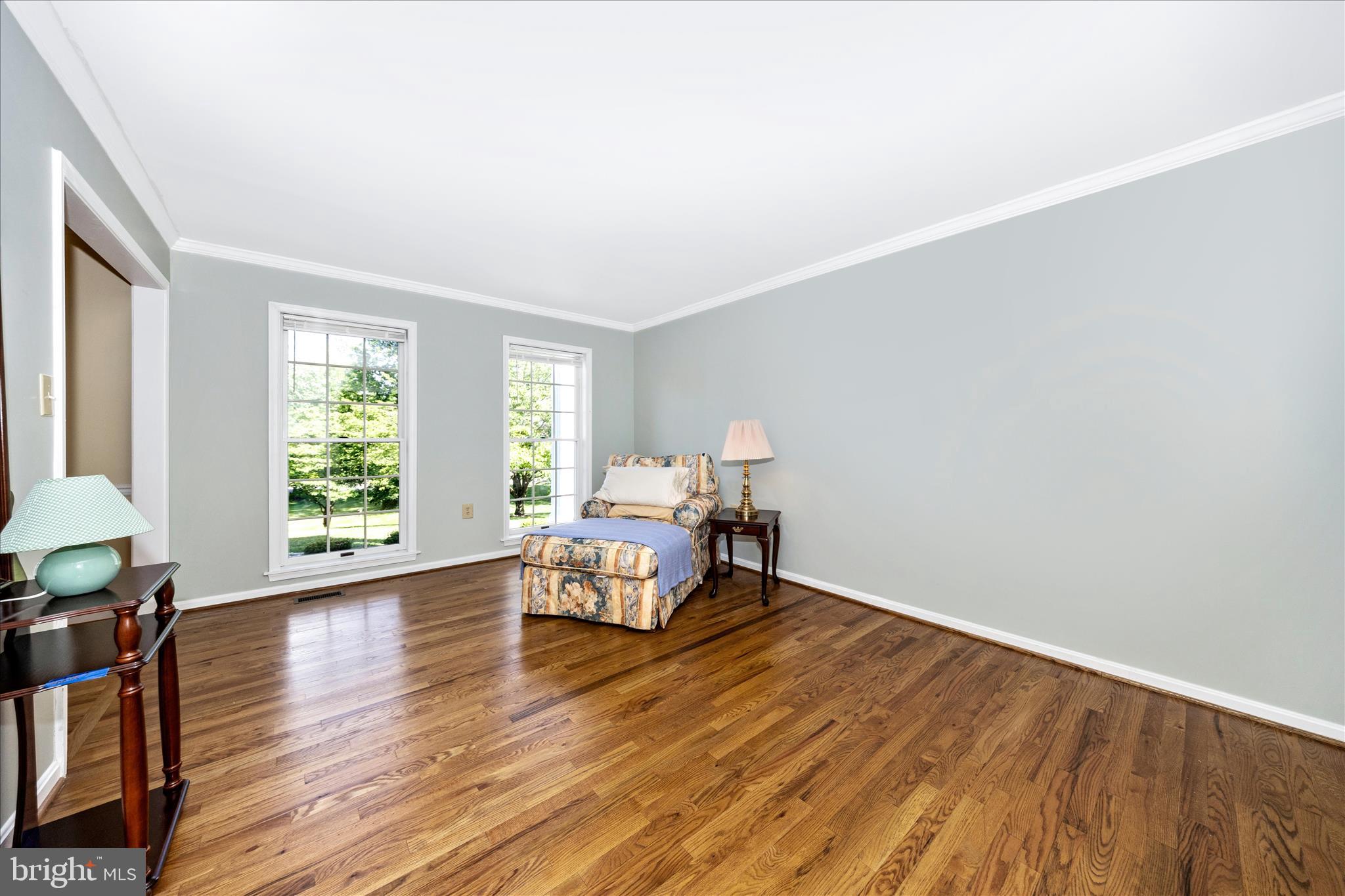 91 Prides Crossing Shenandoah Junction, WV 25442 - Photo 5 of 67 Living Room