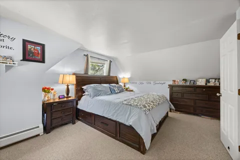 $1,095,000 | 9 Bayview Avenue, Oak Bluffs, MA 02557