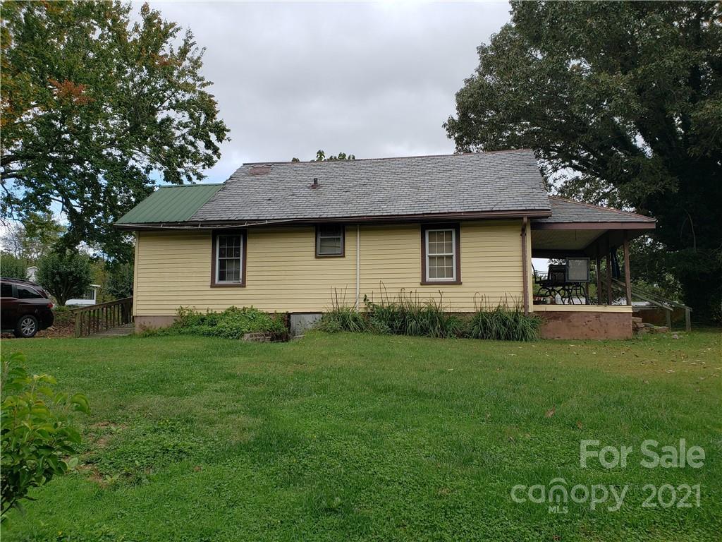 223 Brickyard Road Asheville, NC 28806 - Photo 6 of 12 Gallery Image 6