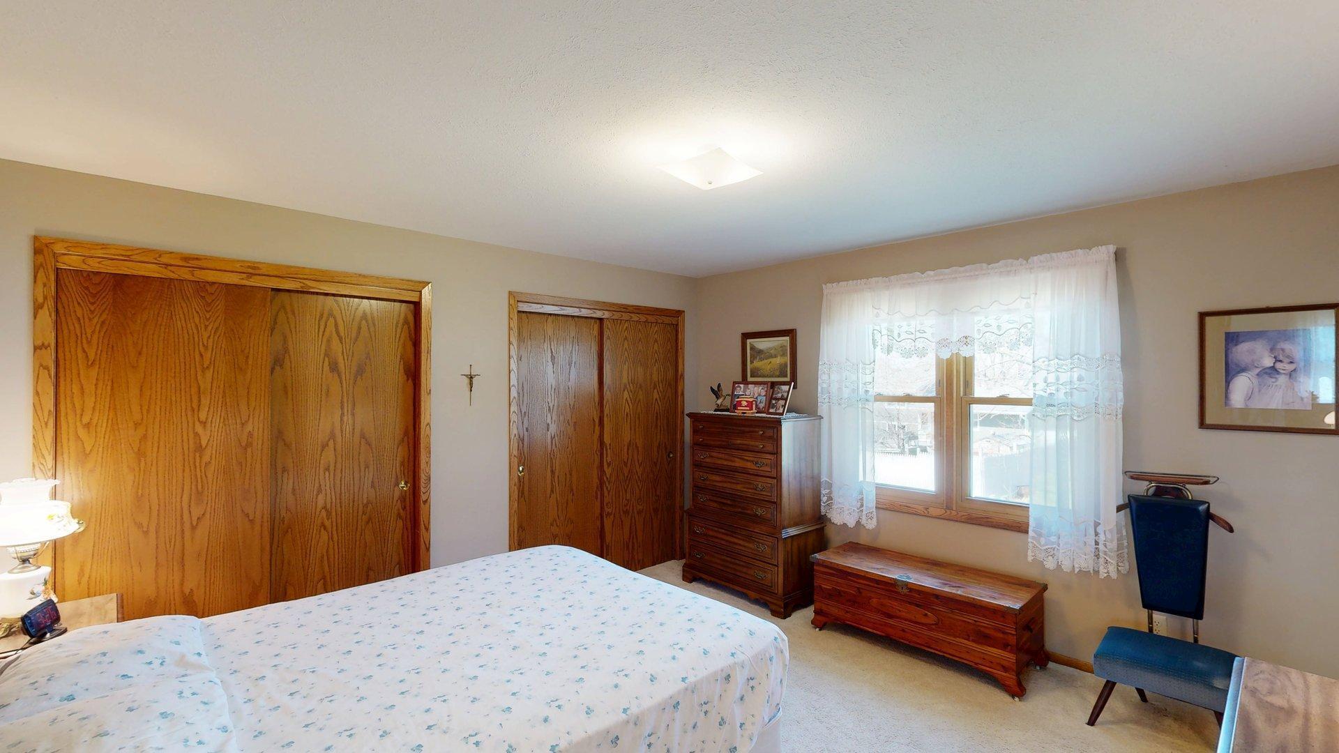 1321 Jamesway Fort Atkinson, WI 53538 - Photo 17 of 47 Primary Bedroom