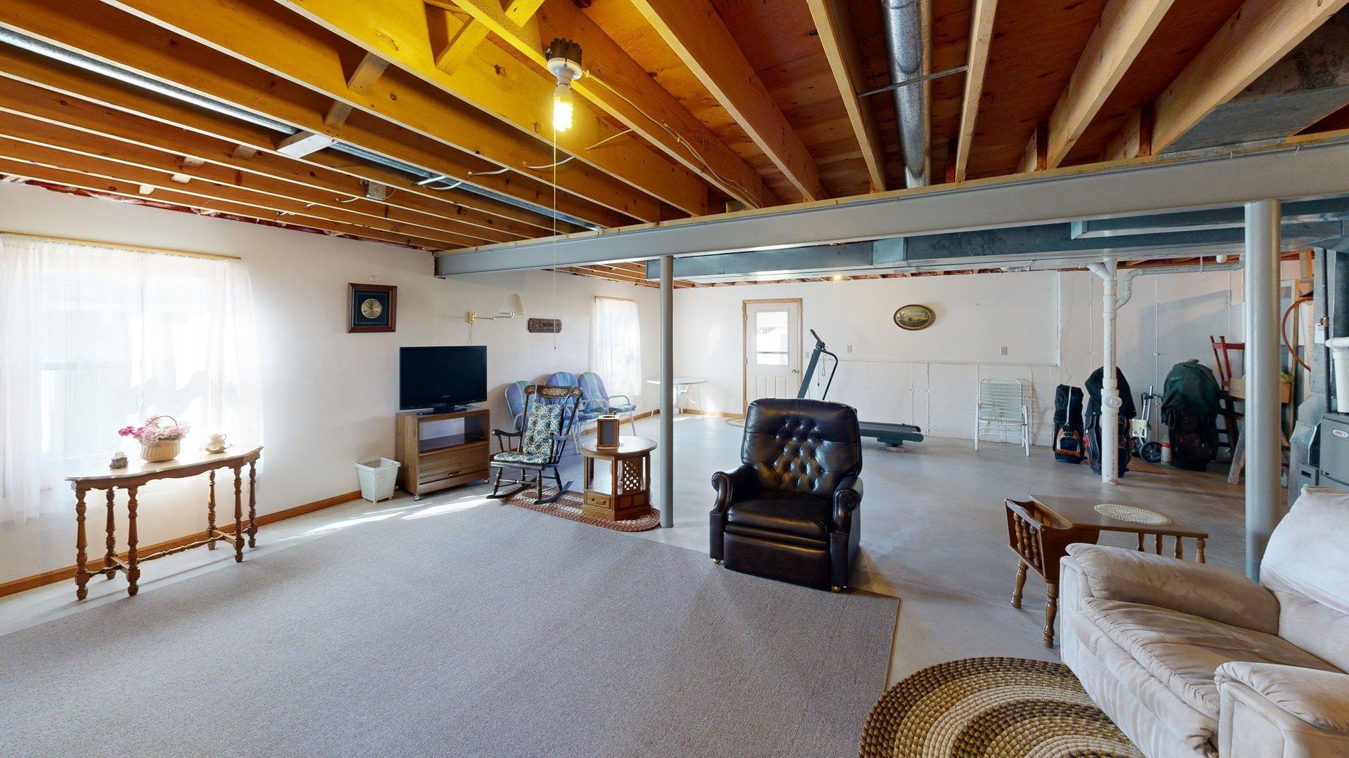 1321 Jamesway Fort Atkinson, WI 53538 - Photo 35 of 47 1321-Jamesway-Living-Room 1