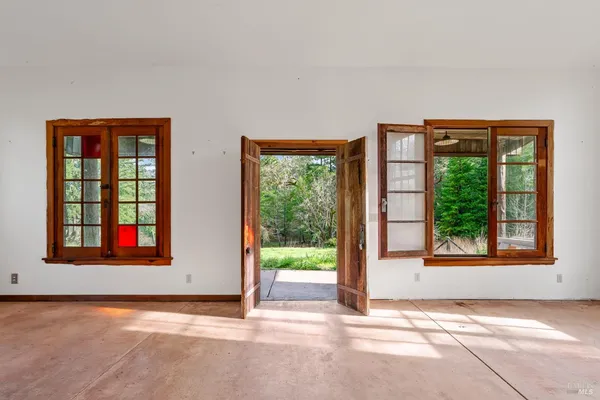 $699,999 | 480 Pearl Avenue, Cazadero, CA 95421