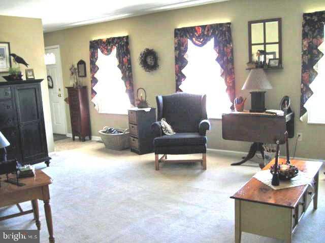 413 Rabuck Drive Harrisburg, PA 17112 - Photo 5 of 15 Gallery Image 5