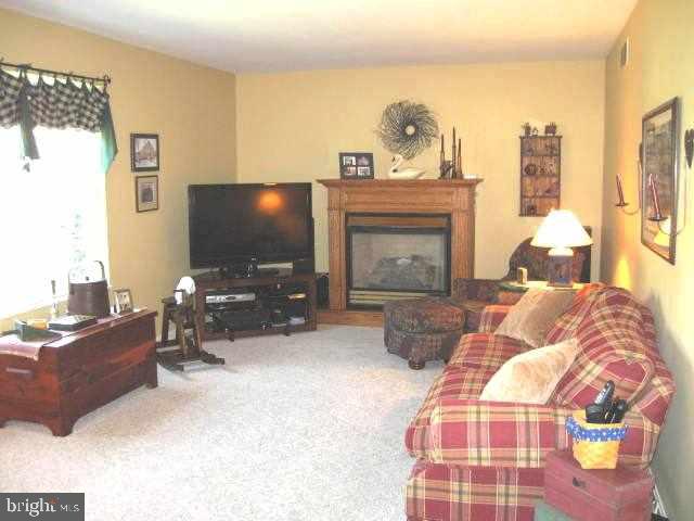 413 Rabuck Drive Harrisburg, PA 17112 - Photo 9 of 15 Gallery Image 9