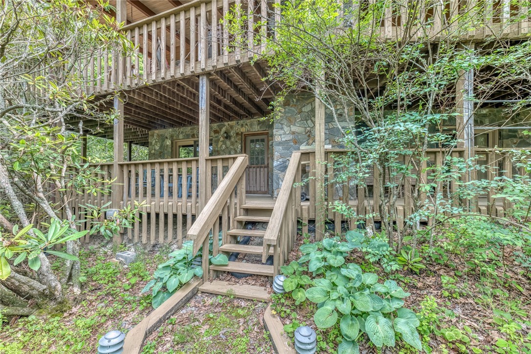392 Locust Road Newland, NC 28657 - Photo 40 of 43
