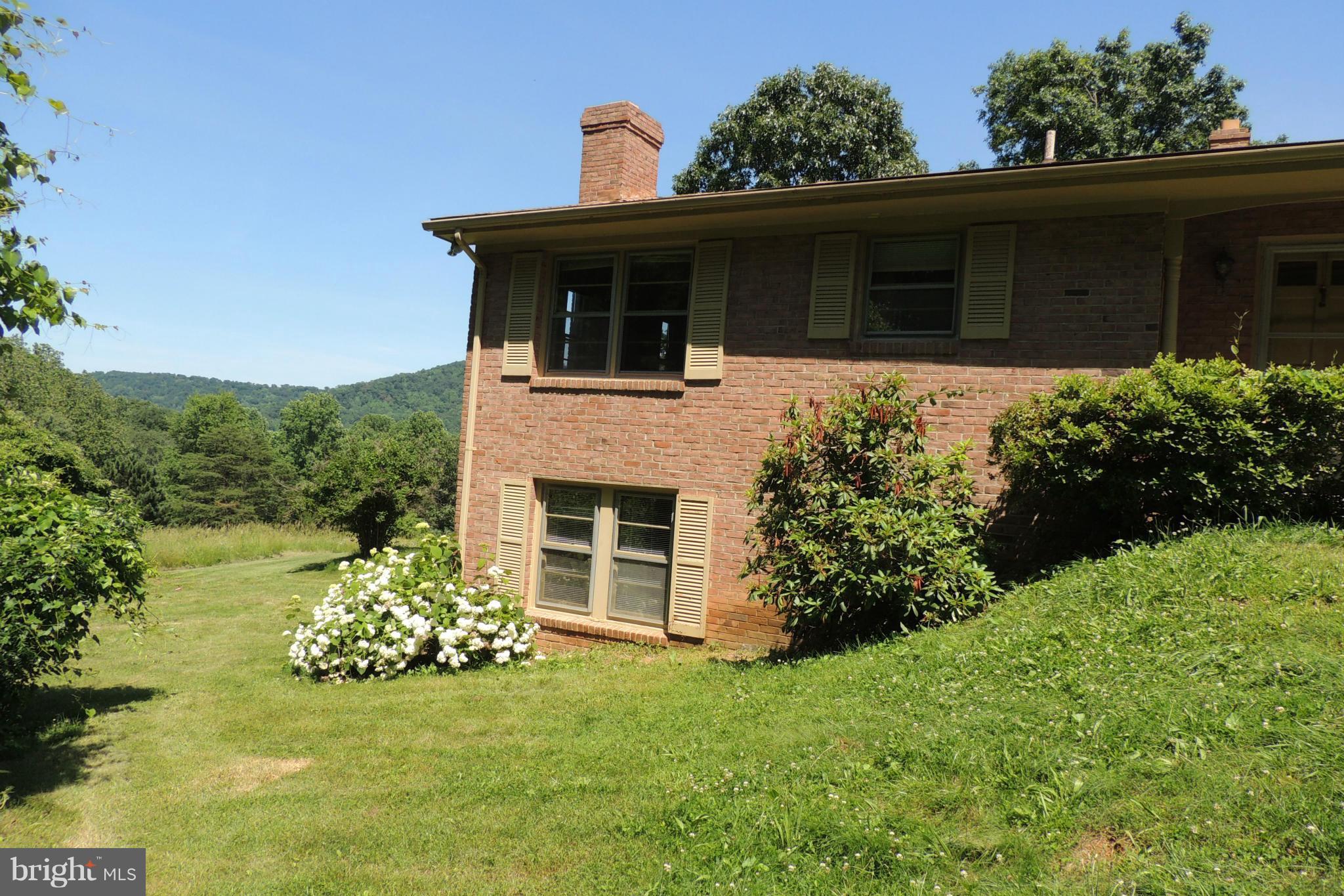 4069 Carrington Road Delaplane, VA 20144 - Photo 3 of 30 Exterior (General)